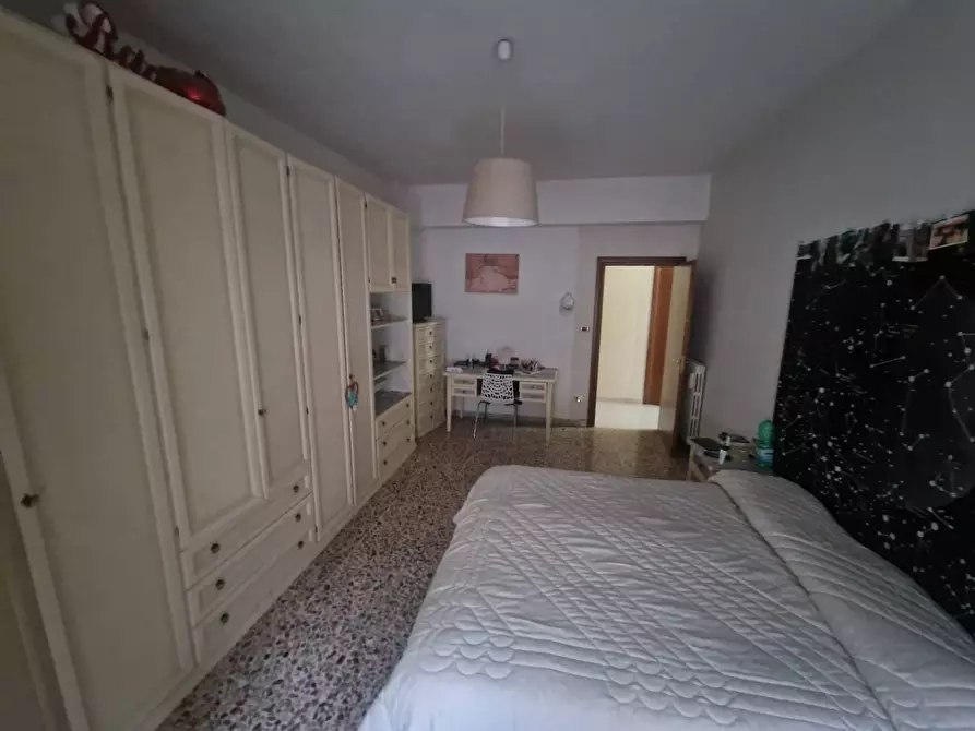 Immagine 19 di Appartamento in vendita  in via degli imbimbo a Avellino