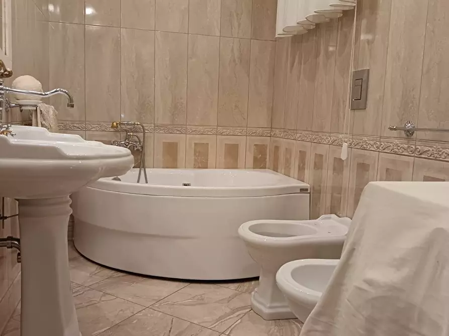 Immagine 10 di Appartamento in vendita  in Via Amendola 38 a Pagani