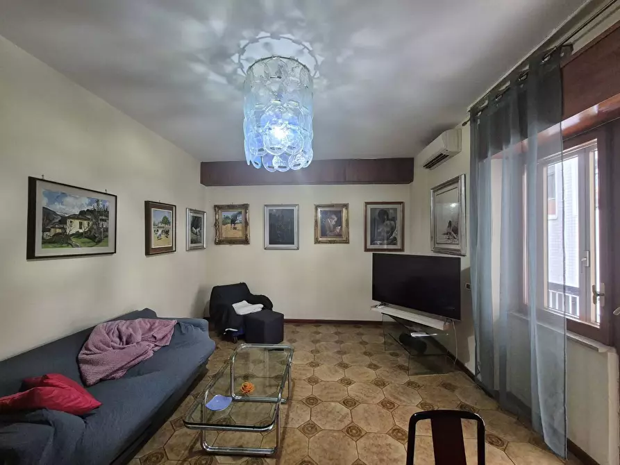 Immagine 19 di Appartamento in vendita  in via cesare uva a Avellino