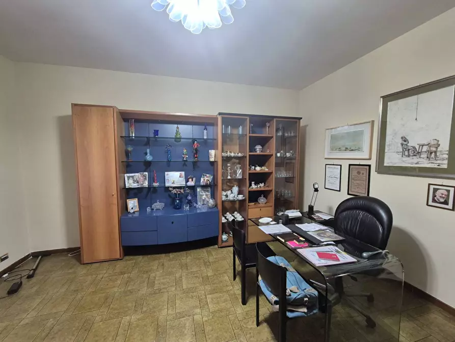 Immagine 23 di Appartamento in vendita  in via cesare uva a Avellino