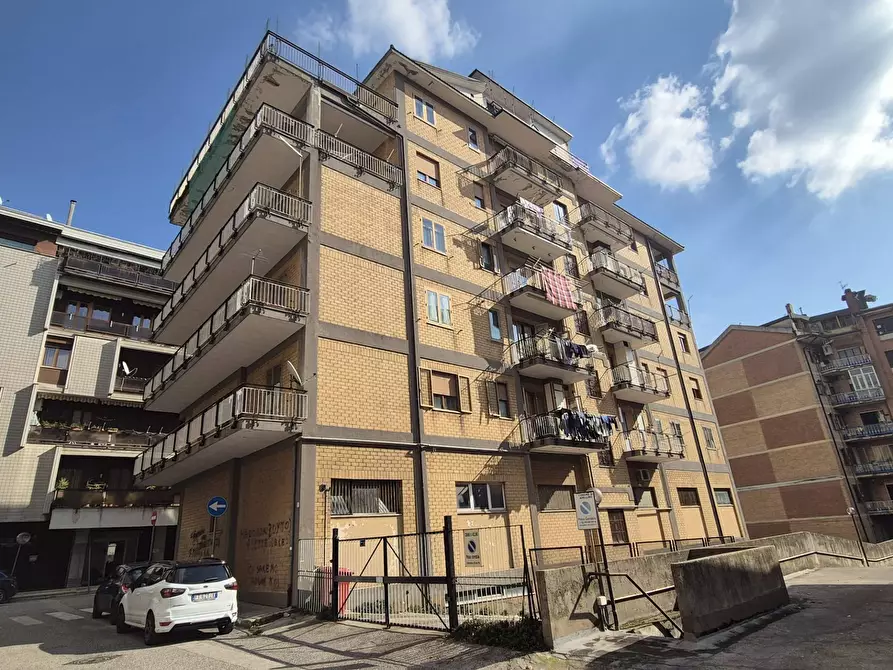 Immagine 27 di Appartamento in vendita  in via cesare uva a Avellino