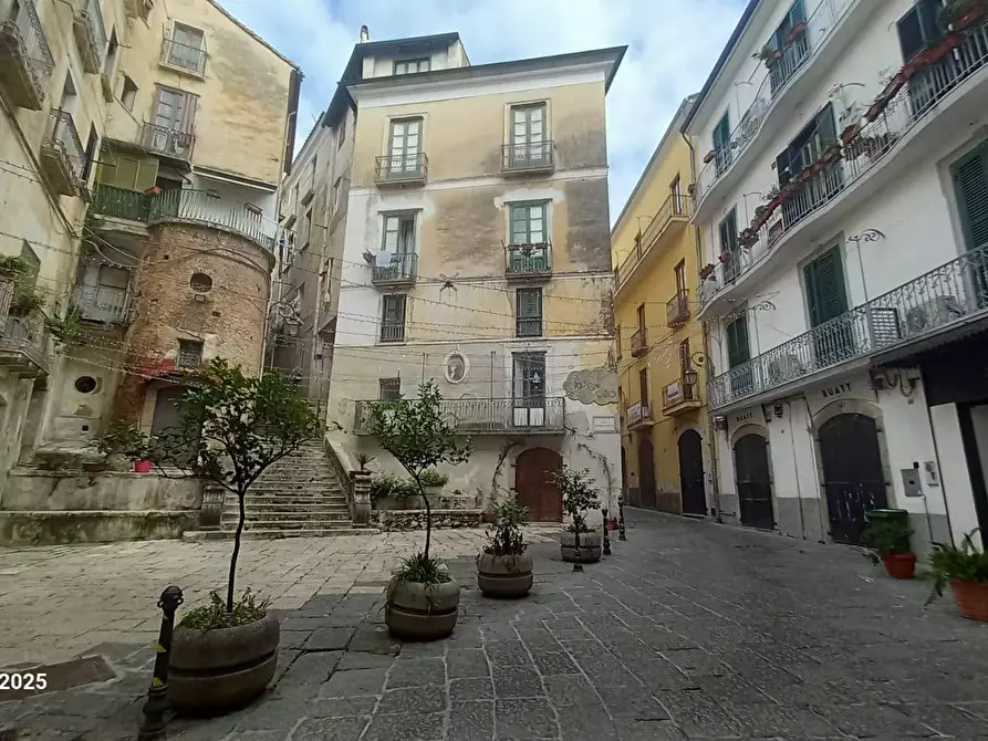 Immagine 1 di Appartamento in vendita  in Via Scalelle a Eboli