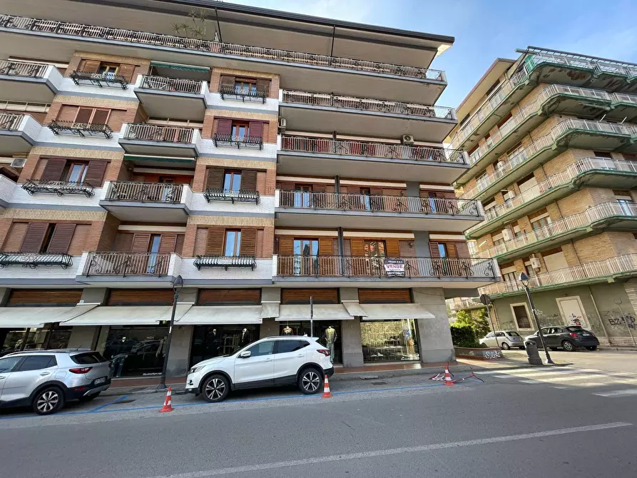 Immagine 5 di Appartamento in vendita  in via giordano a Avellino