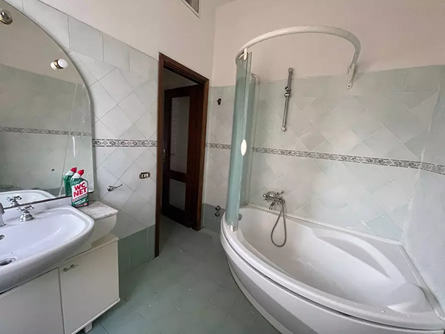 Immagine 20 di Appartamento in vendita  in via giordano a Avellino