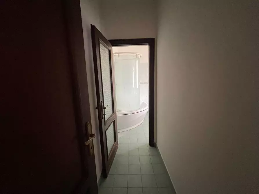 Immagine 17 di Appartamento in vendita  in via giordano a Avellino