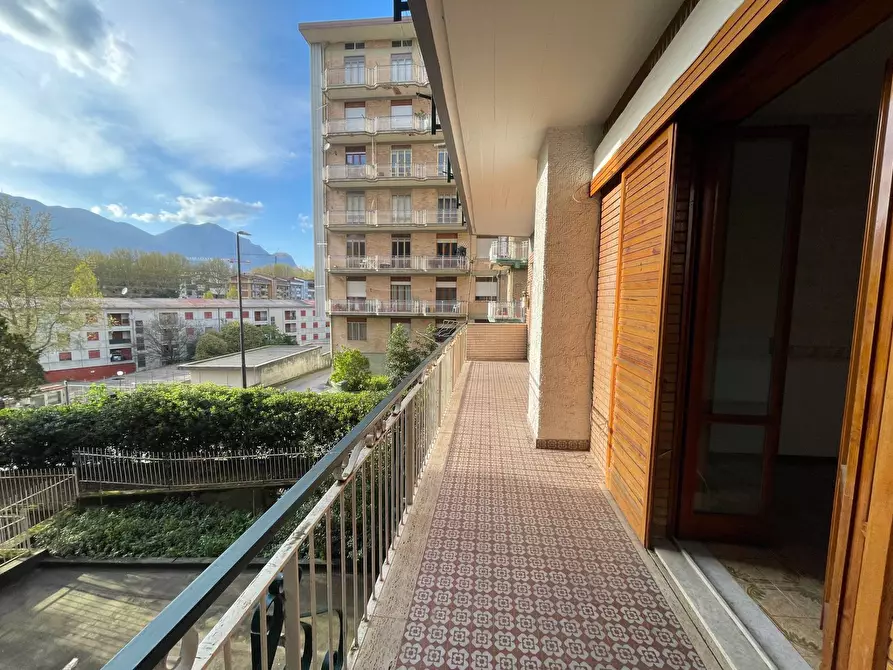 Immagine 23 di Appartamento in vendita  in via giordano a Avellino