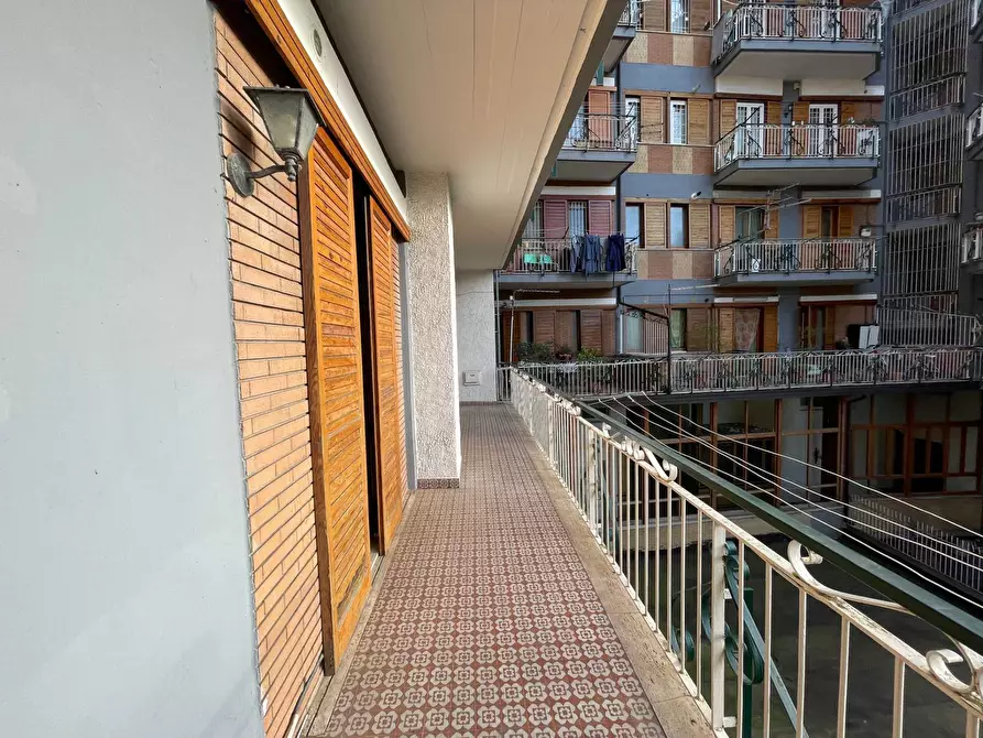 Immagine 24 di Appartamento in vendita  in via giordano a Avellino