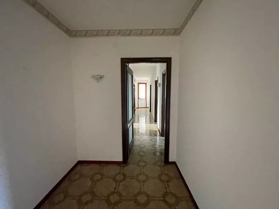 Immagine 27 di Appartamento in vendita  in via giordano a Avellino