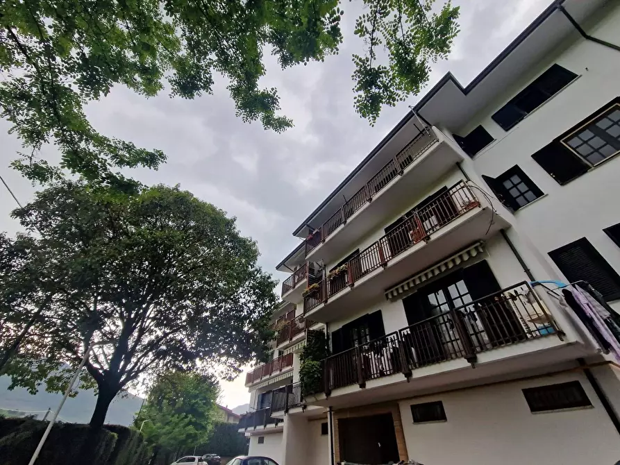 Immagine 2 di Appartamento in vendita  in via rivarano a Aiello Del Sabato