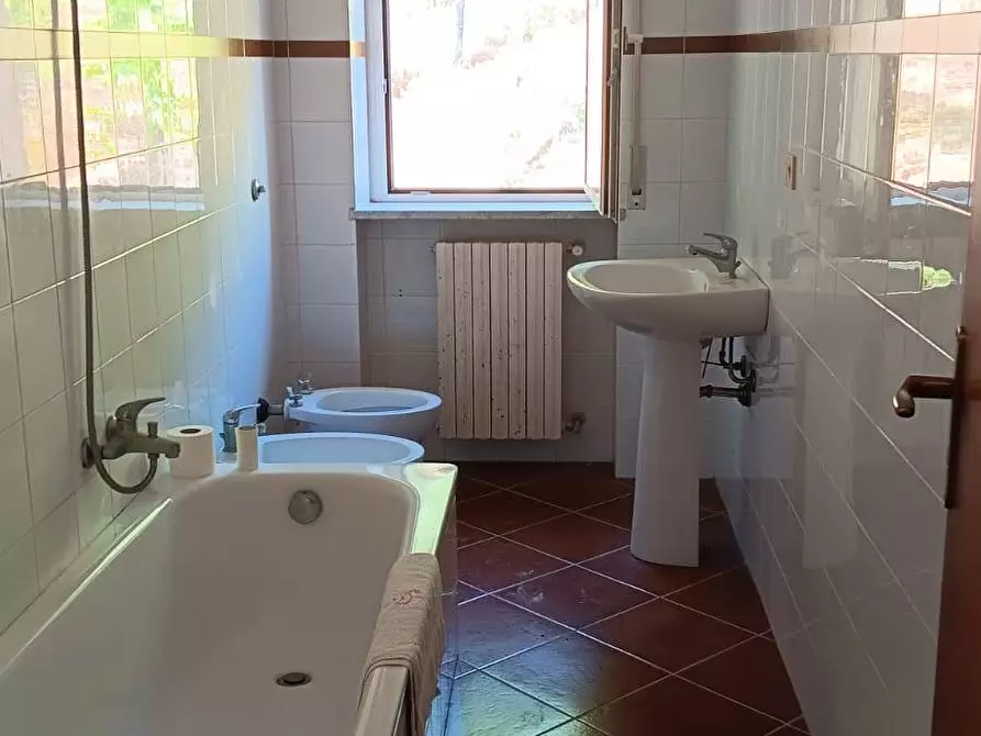 Immagine 6 di Casa indipendente in vendita  in contrada bosco a Capriglia Irpina