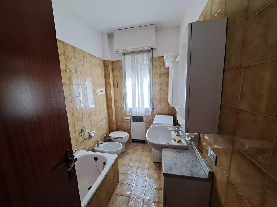 Immagine 22 di Appartamento in affitto  in via Ferrarese 156/10 a Bologna