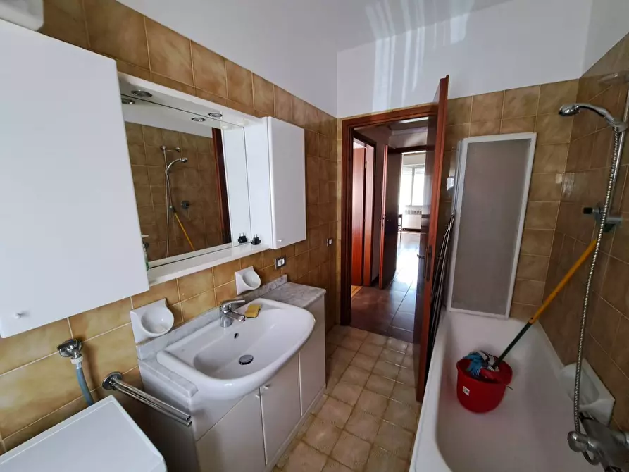 Immagine 23 di Appartamento in affitto  in via Ferrarese 156/10 a Bologna