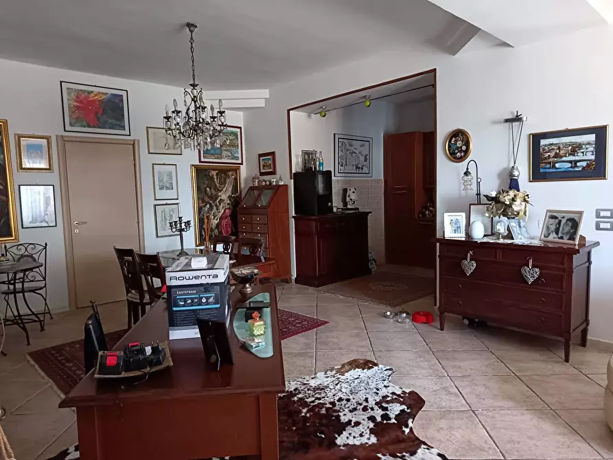 Immagine 13 di Villa in vendita  in via Olpanno 7 a Capaccio Paestum