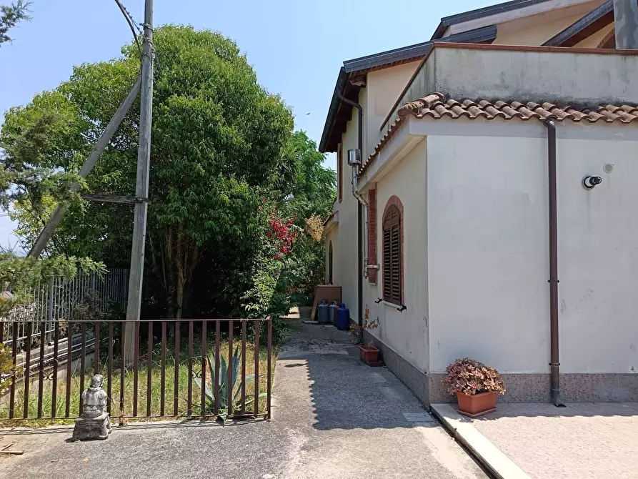 Immagine 5 di Villa in vendita  in via Olpanno 7 a Capaccio Paestum
