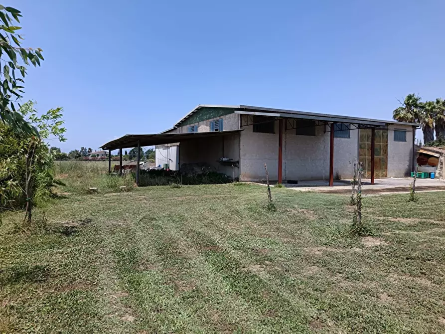 Immagine 10 di Villa in vendita  in via Olpanno 7 a Capaccio Paestum