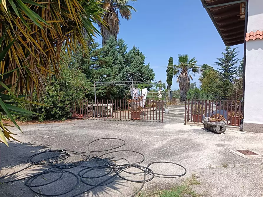 Immagine 8 di Villa in vendita  in via Olpanno 7 a Capaccio Paestum