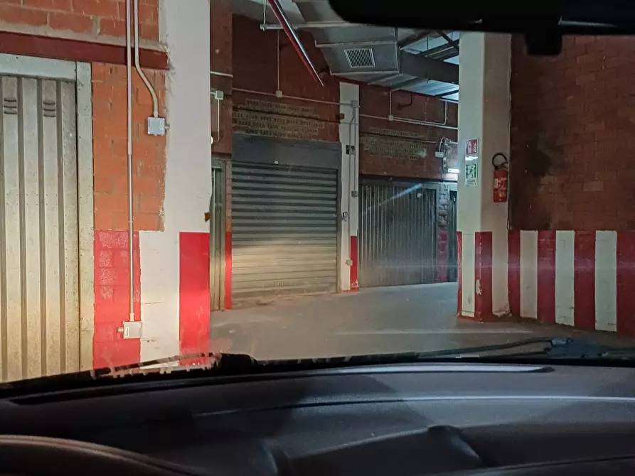 Immagine 5 di Box auto in vendita  in VIA VASTO a Avellino