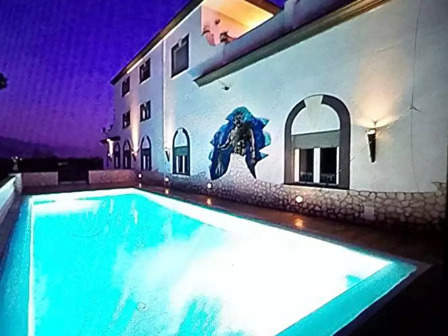 Immagine 5 di Palazzo in vendita  in zona  Cancello S.N.C a Maddaloni