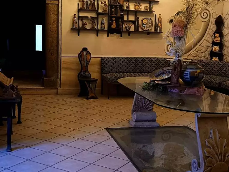 Immagine 10 di Palazzo in vendita  in zona  Cancello S.N.C a Maddaloni