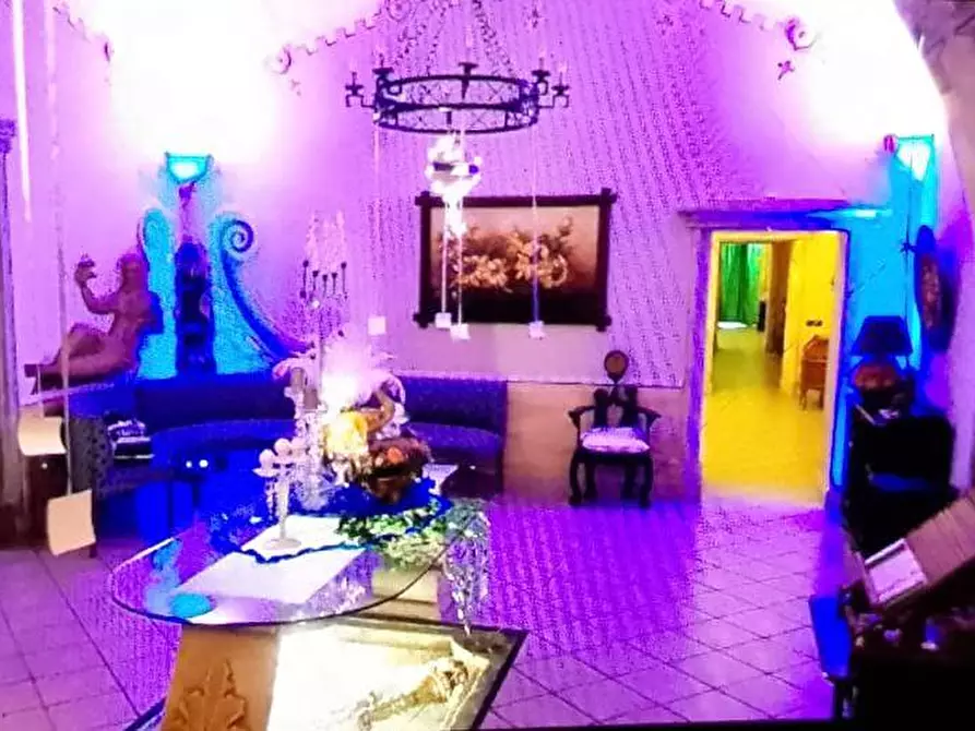 Immagine 12 di Palazzo in vendita  in zona  Cancello S.N.C a Maddaloni