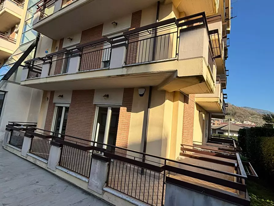 Immagine 4 di Appartamento in vendita  in via vegliante a Aiello Del Sabato