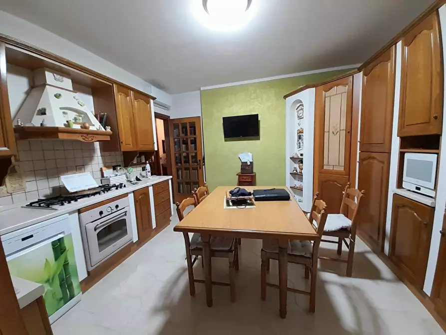 Immagine 12 di Appartamento in vendita  in Via San Cataldo a Eboli