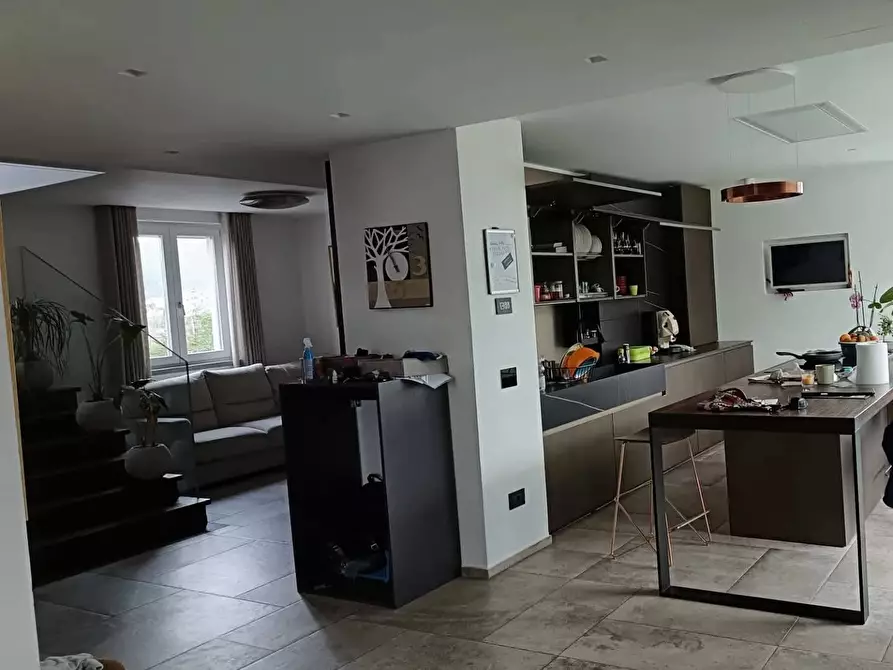 Immagine 8 di Villa in vendita  in Via Fiuminale 26 a Nocera Inferiore