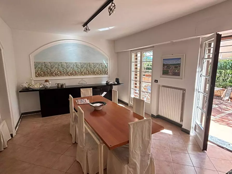 Immagine 3 di Appartamento in vendita  in via circumvallazione a Avellino