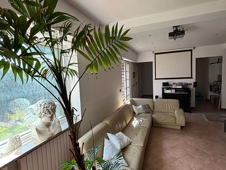 Immagine 1 di Appartamento in vendita  in via circumvallazione a Avellino