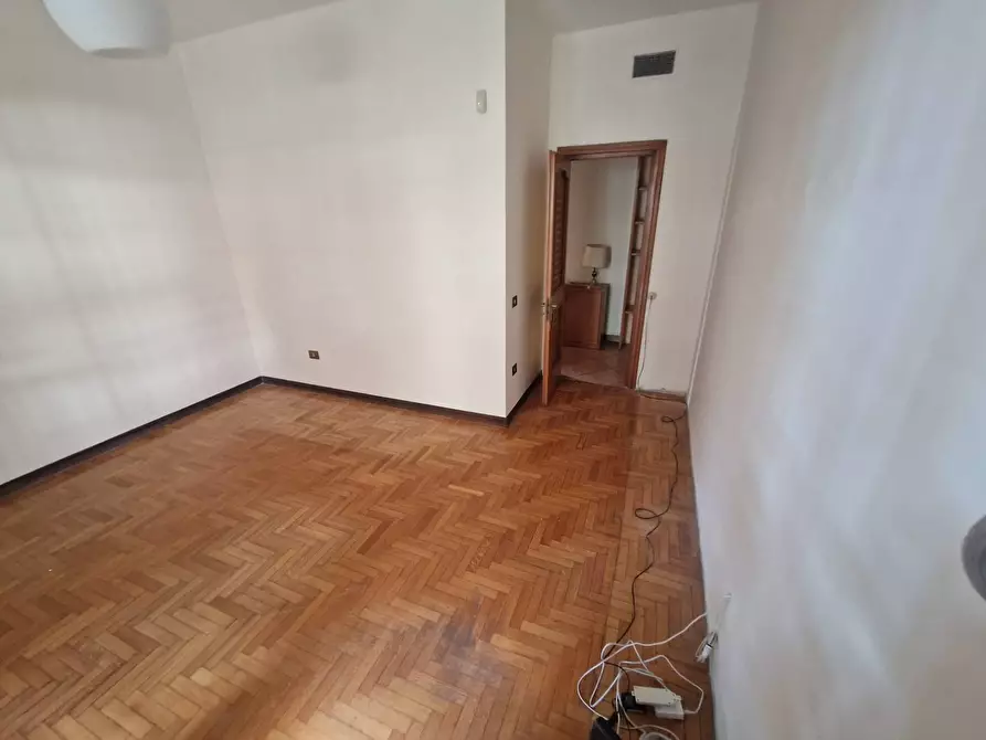 Immagine 10 di Appartamento in vendita  in via tuoro cappuccini a Avellino