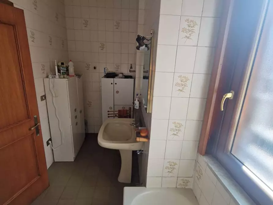 Immagine 32 di Appartamento in vendita  in via tuoro cappuccini a Avellino