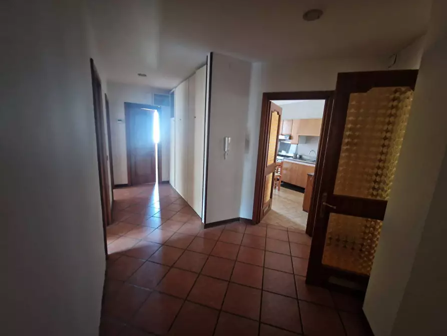 Immagine 25 di Appartamento in vendita  in via tuoro cappuccini a Avellino