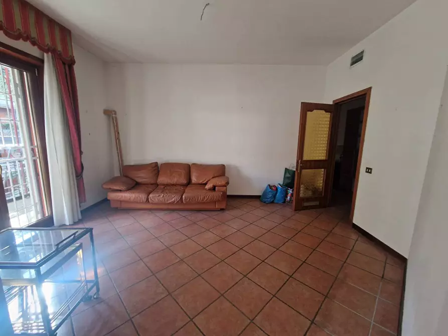 Immagine 34 di Appartamento in vendita  in via tuoro cappuccini a Avellino