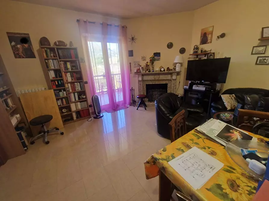 Immagine 11 di Appartamento in vendita  in contrada macchia a Avellino