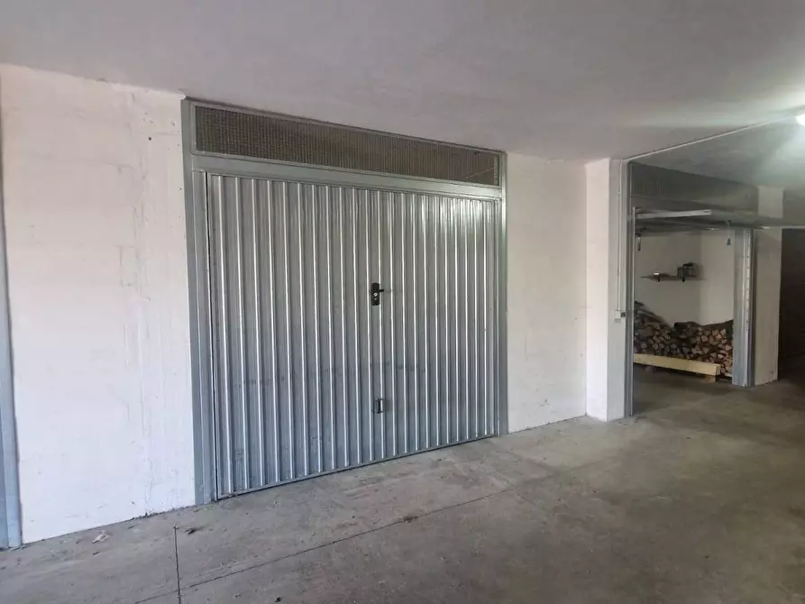 Immagine 48 di Appartamento in vendita  in contrada macchia a Avellino