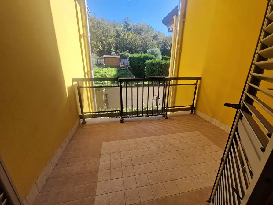 Immagine 39 di Appartamento in vendita  in contrada macchia a Avellino