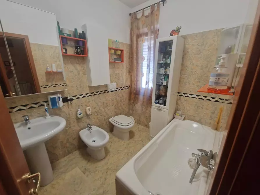 Immagine 32 di Appartamento in vendita  in contrada macchia a Avellino