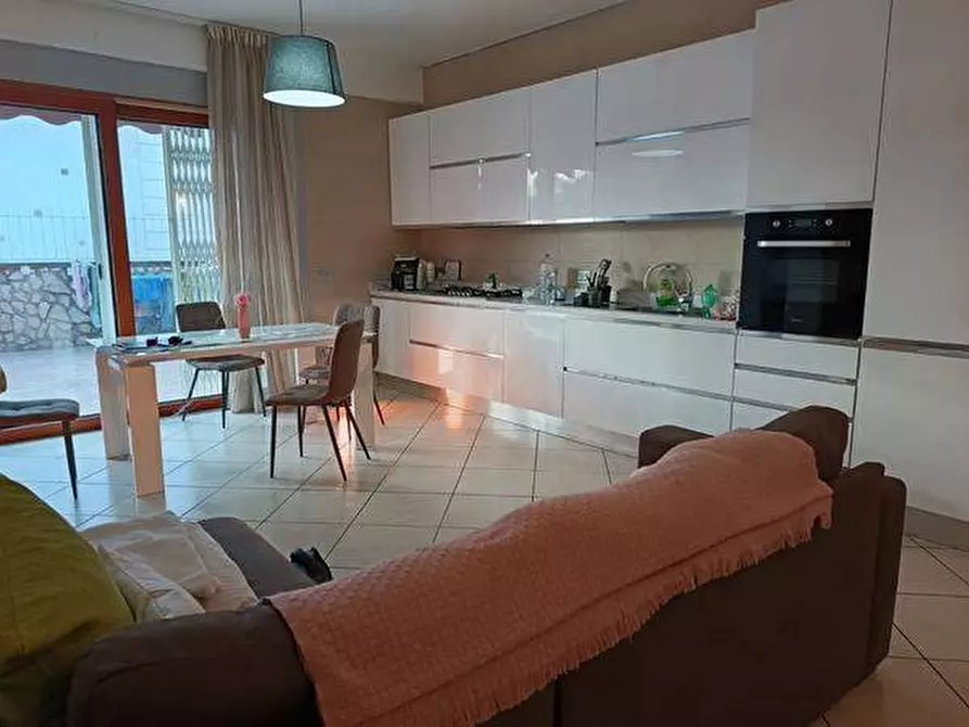 Immagine 12 di Villa in vendita  in Traversa Criscuolo 7 a Pagani