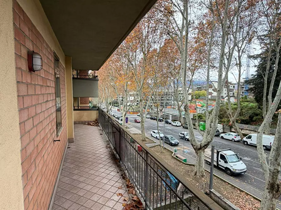 Immagine 2 di Appartamento in vendita  in via alcide de gasperi a Avellino