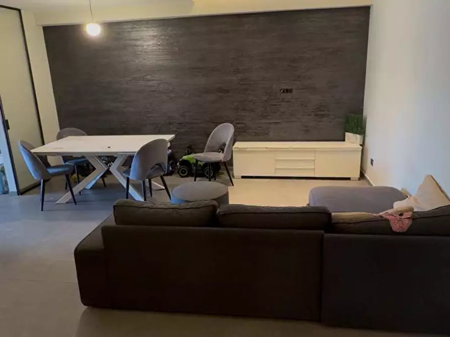 Immagine 5 di Appartamento in vendita  in via moccia a Avellino