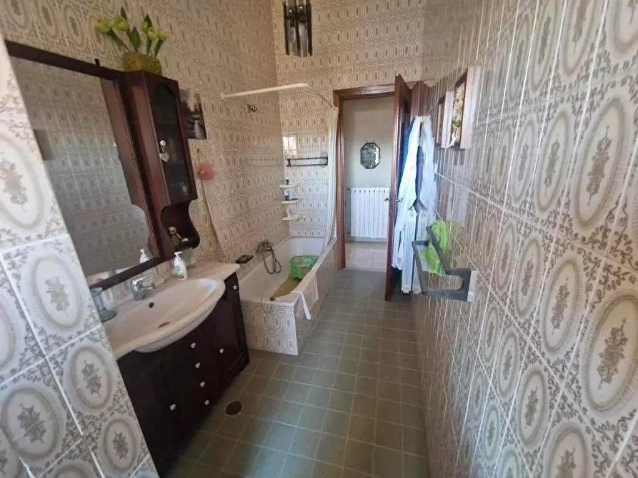 Immagine 12 di Appartamento in vendita  in via moccia a Avellino