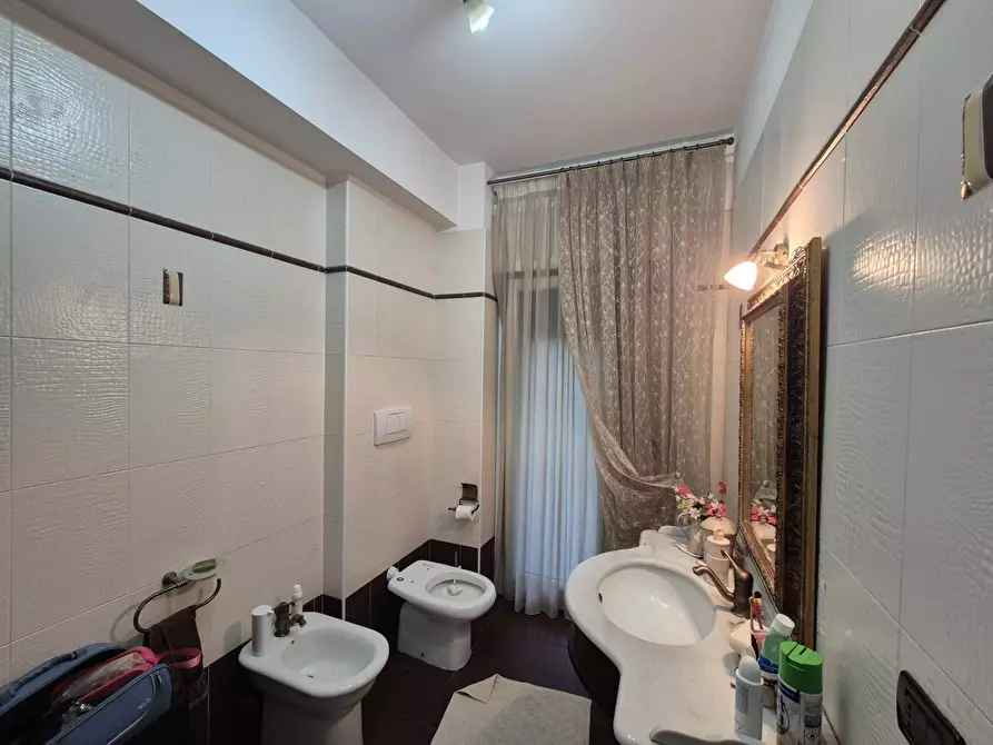 Immagine 18 di Appartamento in vendita  in via annarumma a Avellino