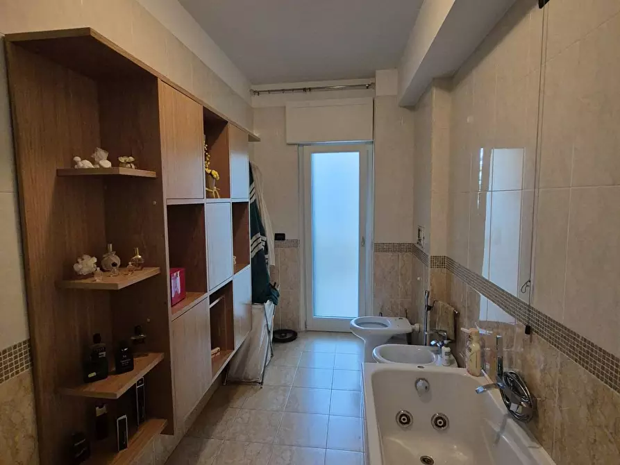 Immagine 22 di Appartamento in vendita  in via annarumma a Avellino