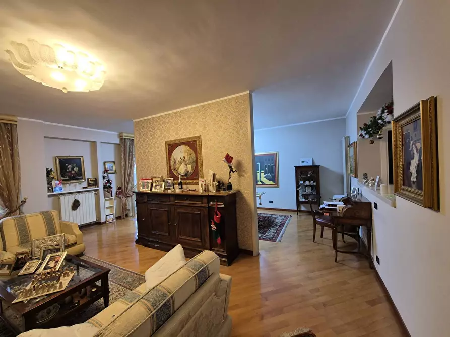 Immagine 43 di Appartamento in vendita  in via annarumma a Avellino