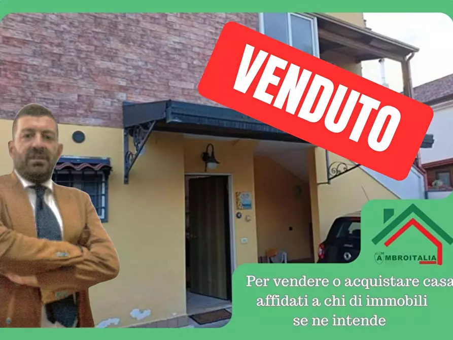 Immagine 1 di Villa in vendita  in Traversa Criscuolo 7 a Pagani