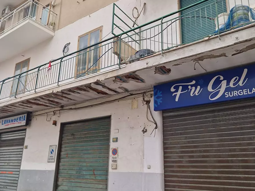 Immagine 4 di Locale commerciale in affitto  in Via Nicola Bruni Grimaldi a Nocera Inferiore
