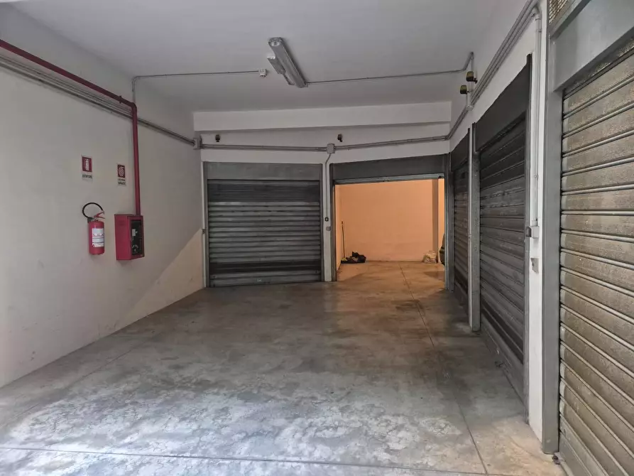 Immagine 4 di Box auto in vendita  in vicolo conservatorio a Avellino