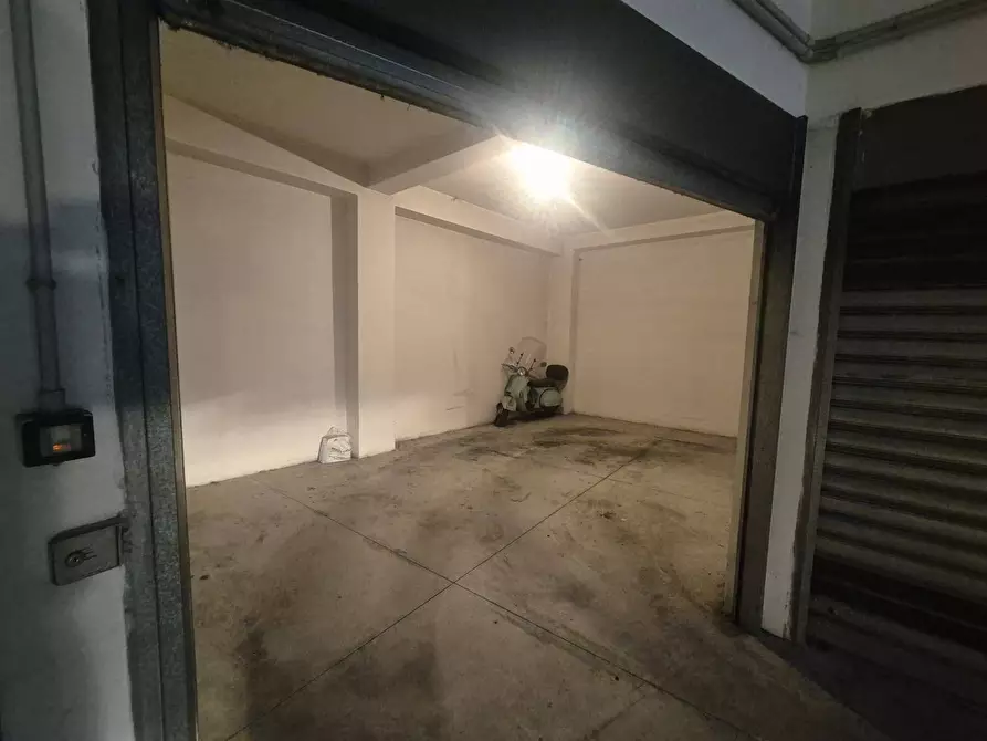 Immagine 7 di Box auto in vendita  in vicolo conservatorio a Avellino