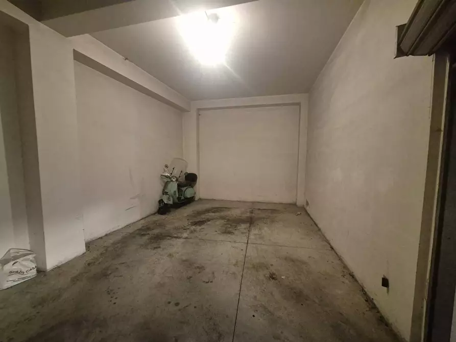 Immagine 8 di Box auto in vendita  in vicolo conservatorio a Avellino