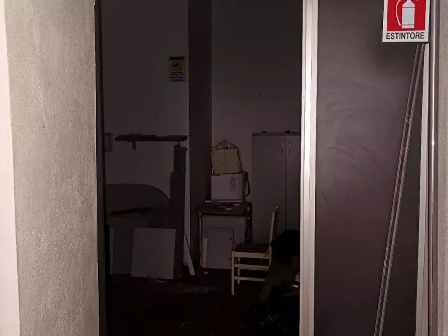 Immagine 16 di Ufficio in vendita  in Via Solimena 61 a Nocera Inferiore